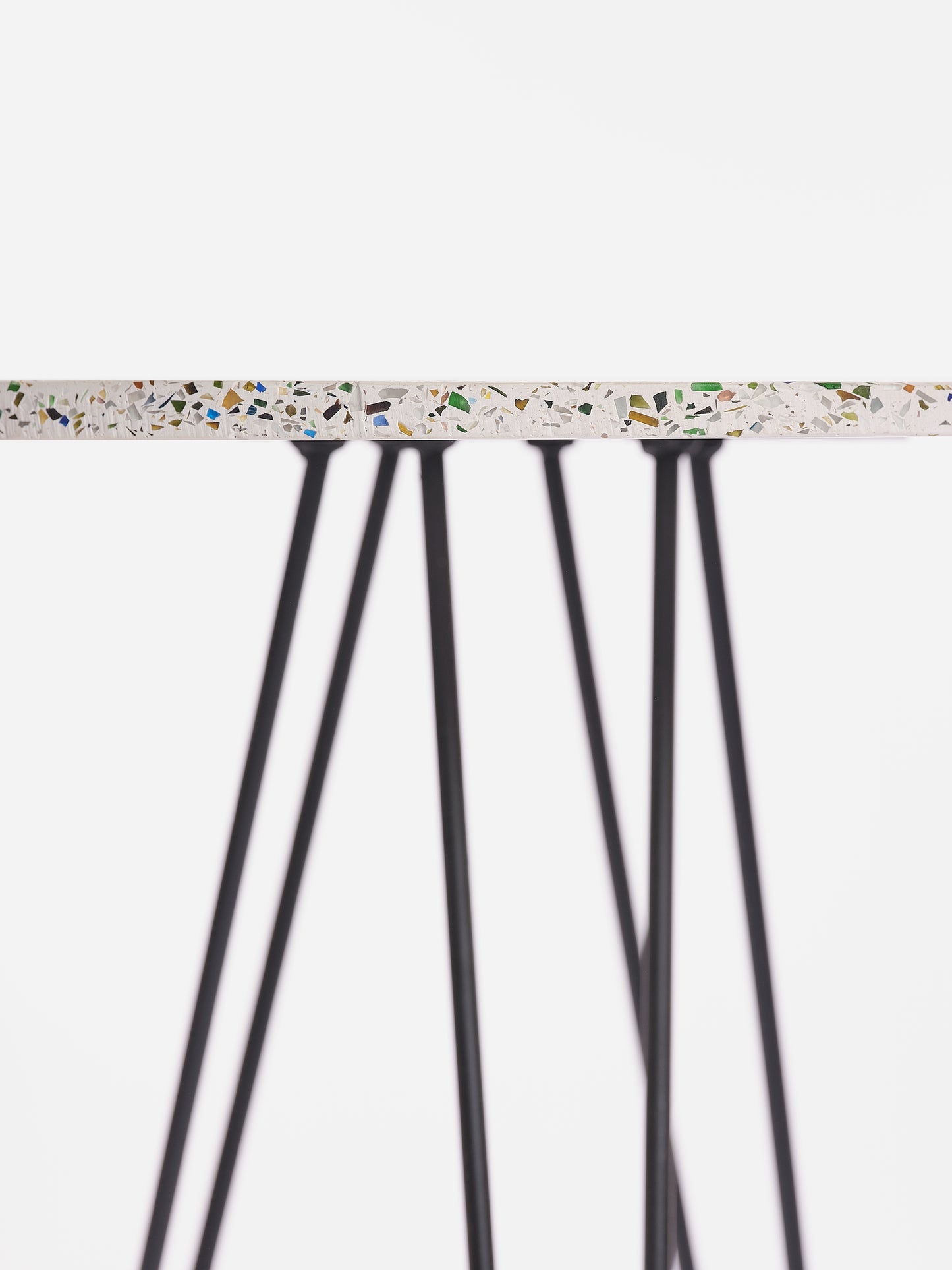 Bout de canapé épingle E_04